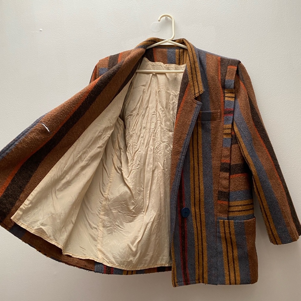 Vintage - Bohemian 1970 Striped Blazer with Blue Buttons - Picture 5 of 7
